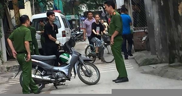 Bắt nghi phạm sát hại cha ở Hà Nội