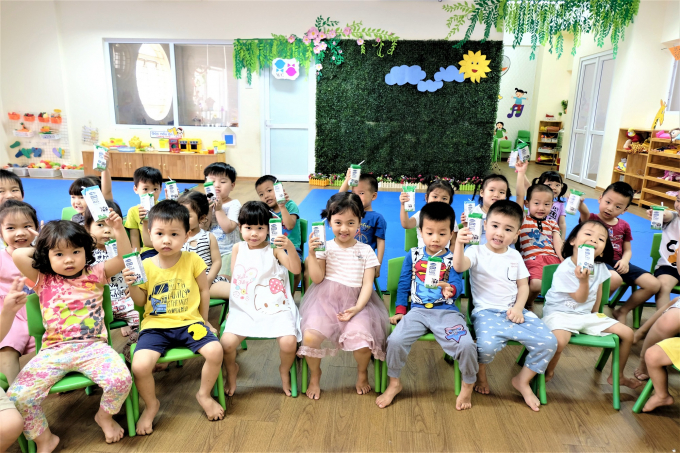Theo mục tiêu của đề án sữa học đường đến hết năm 2020 có khoảng 1,2 triệu trẻ mầm non và tiểu học ở Hà Nội được uống sữa học đường.