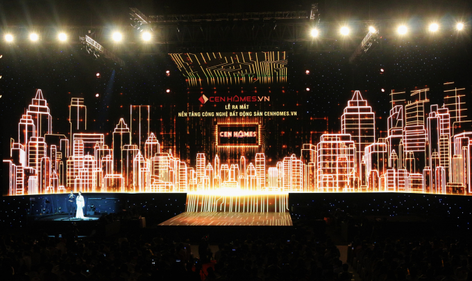 Lễ ra mắt nền tảng công nghệ Bất động sản Cenhomes.vn đã diễn ra trong 1 sân khấu hoành tráng.