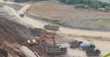 Đại công trường khai thác khoáng sản hết phép ở Ninh Bình