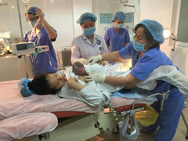 Mỗi năm, Bệnh viện phụ sản An Thịnh chào đón hàng trăm em bé chào đời bằng các phương pháp sinh thường, sinh mổ
