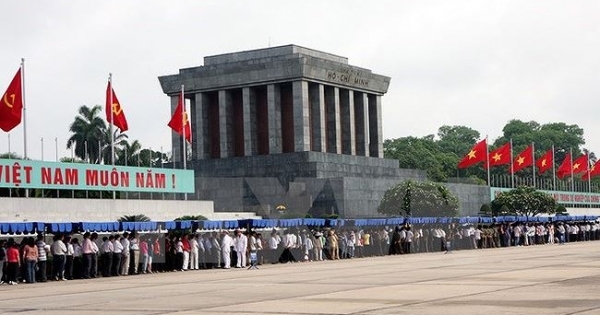 Lịch viếng Lăng Chủ tịch Hồ Chí Minh