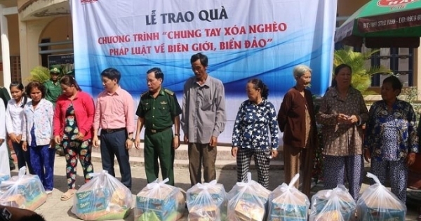 Báo Pháp luật Việt Nam “Chung tay xóa nghèo pháp luật” về với Kiên Giang