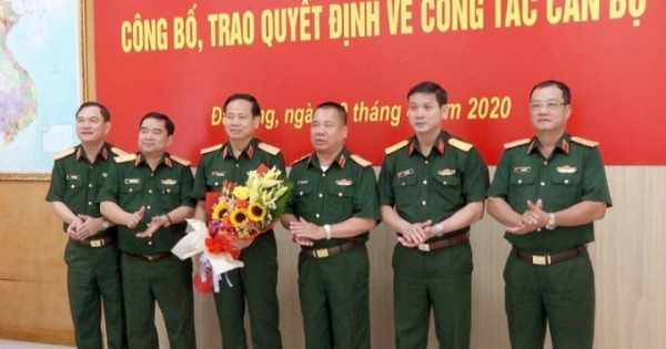Trao quyết định bổ nhiệm Phó Tư lệnh Quân khu 5