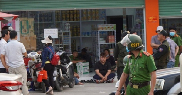 Video: Hàng trăm Cảnh sát vây bắt nhóm bảo kê tại Đồng Nai