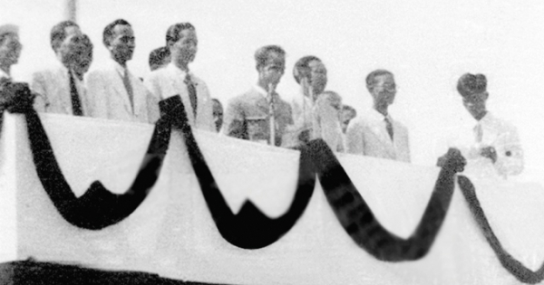 Những cống hiến vĩ đại của Chủ tịch Hồ Chí Minh đối với sự nghiệp cách mạng của Đảng, của dân tộc