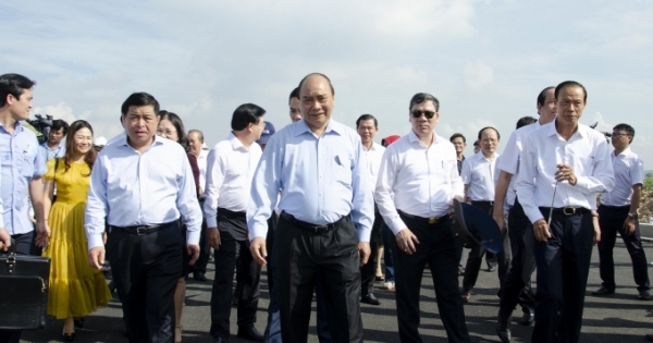 Thủ tướng Chính phủ Nguyễn Xuân Phúc thị sát các công trình trọng điểm tại Bà Rịa - Vũng Tàu