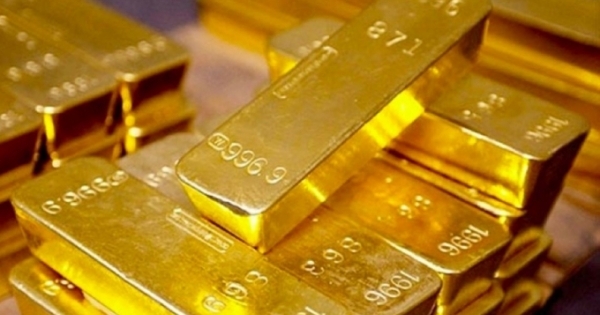Giá vàng hôm nay 7/5: Đồng USD suy yếu giúp giá vàng tăng mạnh