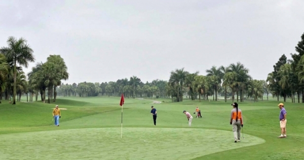 Hà Nội lệnh đóng cửa sân golf sau vụ Giám đốc Hacinco vi phạm quy định về phòng chống Covid 19