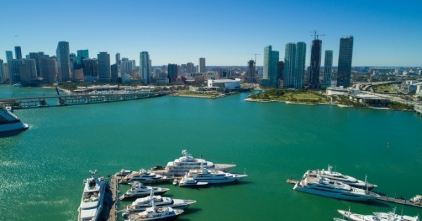 “Sức nóng” bất động sản bên bến du thuyền: Từ Miami đến vịnh di sản
