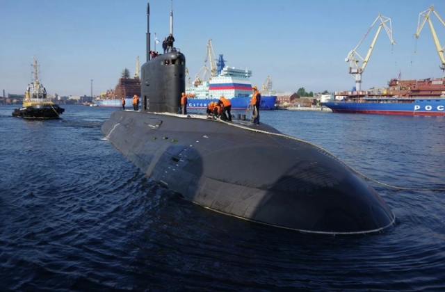 Ấn tượng với khí tài trên tàu ngầm ‘hố đen’ B-603 Volkhov