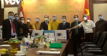 Giáo hội Phật giáo Việt Nam trao tặng máy thở, máy tạo oxy cho Ấn Độ