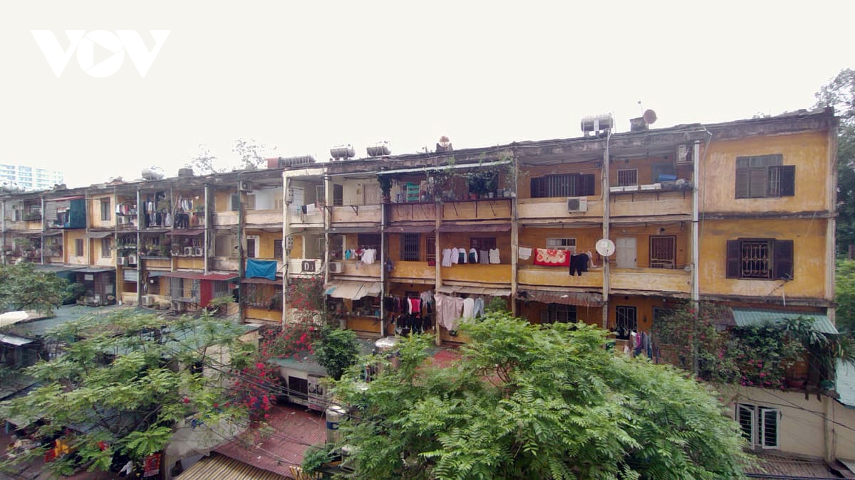 Thành phố Hà Nội hiện có khoảng 1.600 chung cư cũ cần cải tạo.