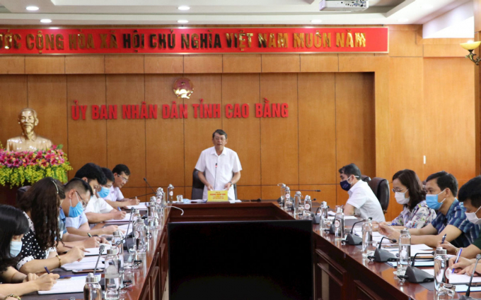 Chủ tịch UBND tỉnh Cao Bằng Hoàng Xuân Ánh chỉ đạo tại cuộc họp Ban Chỉ đạo phòng, chống dịch Covid-19 tỉnh Cao Bằng diễn ra ngày 3/5/2021. (Ảnh: Anh Thư/ Báo Tài nguyên và Môi trường)