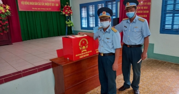 Bình Thuận: Quân và dân huyện đảo Phú Quý trọn vẹn tấm lòng với Tổ quốc thiêng liêng