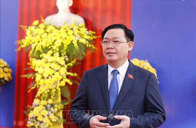 Chủ tịch Quốc hội kiểm tra công tác bầu cử tại huyện Đông Anh, Hà Nội