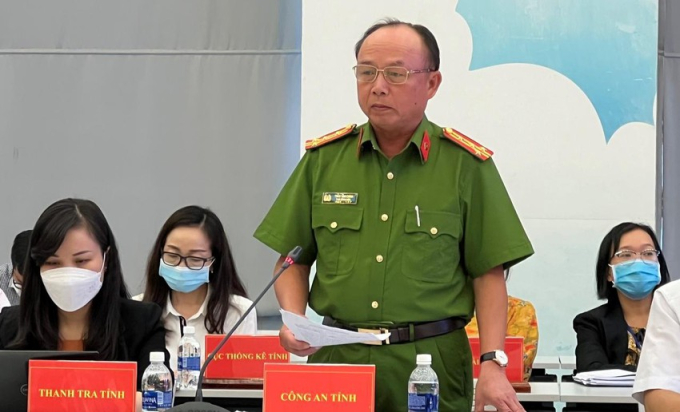 Đại tá Trần Văn Chính-Phó Giám đốc Công an tỉnh Bình Dương thông tin về vụ án liên quan đến bà Nguyễn Phương Hằng. Ảnh:
