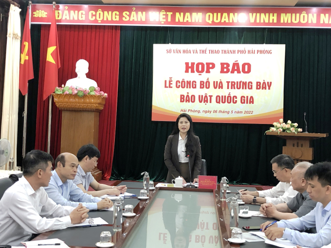 Giám đốc Sở Văn hóa &amp;amp; Thể thao TP Hải Phòng Trần Thị Hoàng Mai phát biểu tại họp báo.