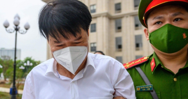 Luật sư đề nghị triệu tập cựu Thứ trưởng Cao Minh Quang trong vụ buôn bán thuốc giả