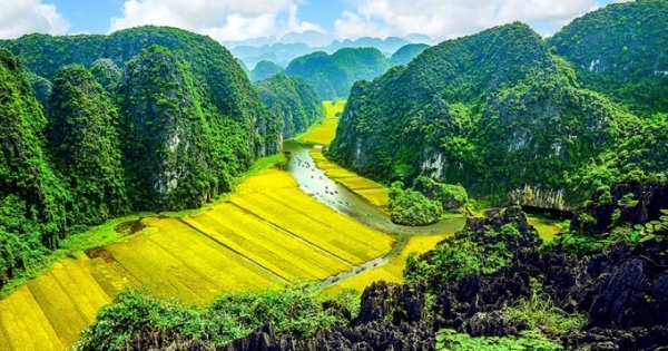Ninh Bình: Tuần du lịch "Sắc vàng Tam Cốc - Tràng An"