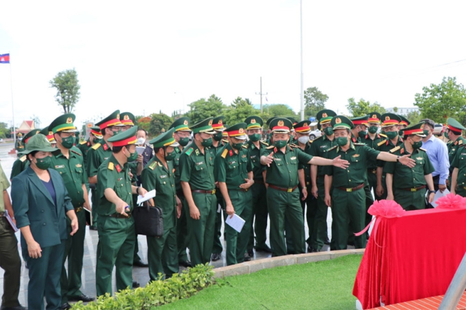 Thượng tướng Hoàng Xuân Chiến kiểm tra công tác chuẩn bị Giao lưu hữu nghị quốc phòng biên giới Việt Nam-Campuchia lần thứ nhất tại Bình Phước.
