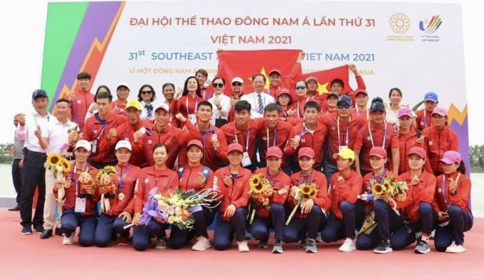 Kết thúc môn đua thuyền Rowing, đội tuyển Việt Nam đã đem về 8 tấm huy chương vàng cho đoàn thể thao Việt Nam tại SEA Games 31.