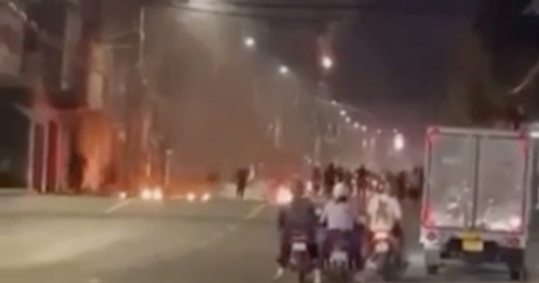 Hai nhóm thanh niên hỗn chiến tại TP Biên Hoà và nhiều tiếng nổ lớn