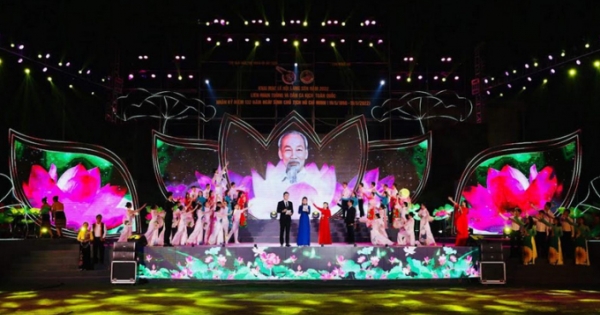 Nghệ An: Trang trọng lễ hội Làng Sen 2022