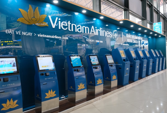 Vietnam Airlines triển khai dịch vụ làm thủ tục trực tuyến tại sân bay Thọ Xuân. (Ảnh minh họa: VNA)