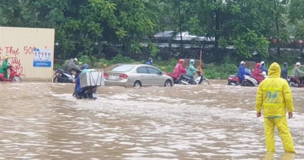 Nhiều tỉnh ở miền Bắc ngập trong mưa lớn