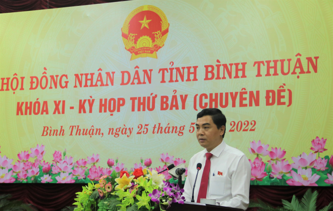 Chủ tịch HĐND tỉnh Nguyễn Hoài Anh khai mạc kỳ họp.