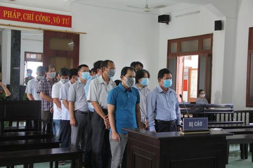 Đang xét xử nhiều cán bộ sở ngành tại Phú Yên liên quan vụ lộ đề thi công chức