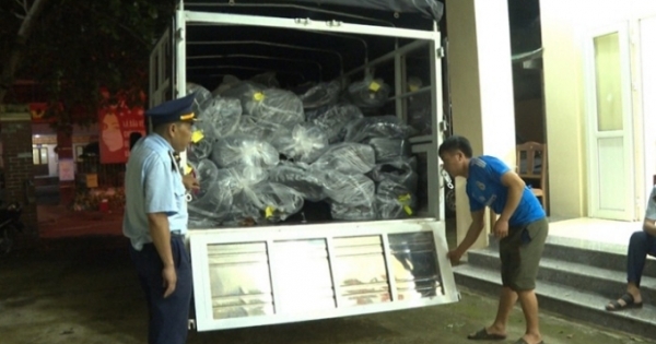 Hà Giang: Bắt giữ gần 1,4 tấn vải nhập lậu