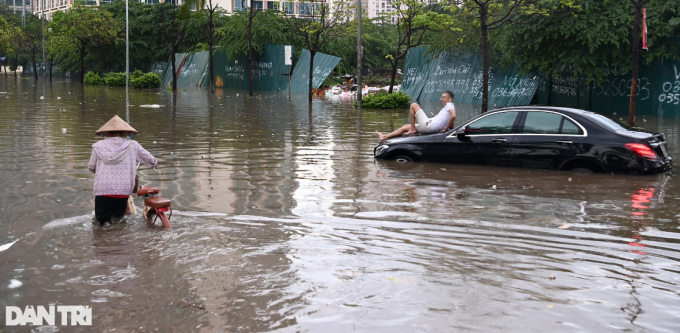 Xe ô tô bị ngập nước do mưa lớn gây hỏng hóc, chủ phương tiện được hưởng quyền lợi gì?