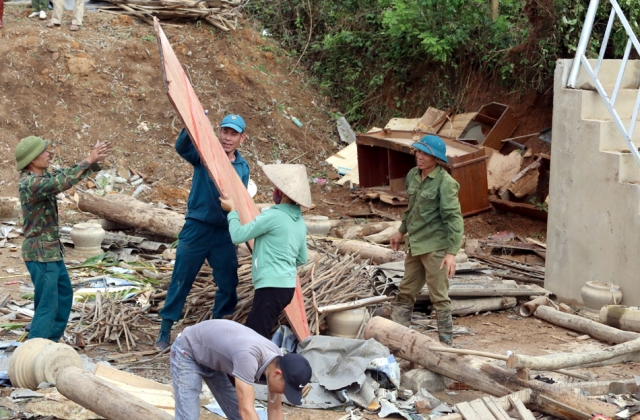 Giông lốc tại Điện Biên, 65 ngôi nhà bị tốc mái thiệt hại 7,6 tỷ đồng