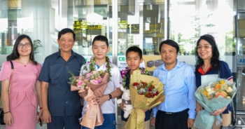 Hai nam sinh trường Newton giành giải vàng toán học châu Á - Thái Bình Dương