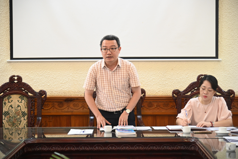 Ông Hồ Quang Huy, Cục trưởng Cục Kiểm tra văn bản QPPL, Tổ trưởng Tổ biên tập.
