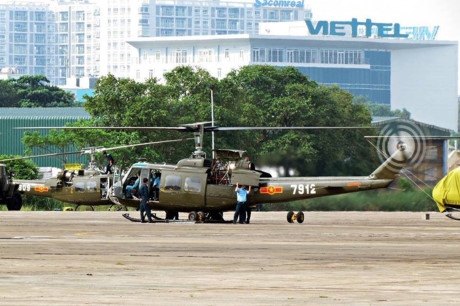 Việt Nam sẽ mua th&ecirc;m trực thăng UH-1 của Mỹ?