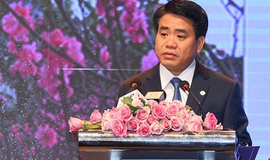 Chủ tịch UBND TP H&agrave; Nội Nguyễn Đức Chung ph&aacute;t biểu tại Hội nghị.
