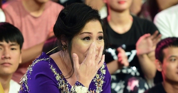 Thái Châu, Hồng Vân rớt nước mắt vì con gái danh hài Duy Phương