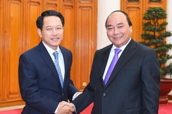 Giữ vững và không ngừng phát triển quan hệ Việt Nam - Lào