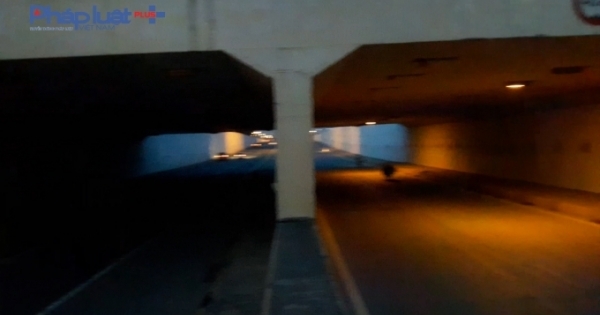Gấp rút khắc phục hệ thống chiếu sáng tại các hầm Đại lộ Thăng Long bị "tê liệt"