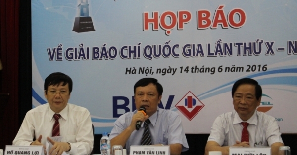 Báo Pháp luật Việt Nam đạt 2 giải Báo chí Quốc gia