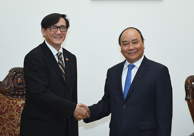 Thủ tướng tiếp Đại sứ Th&aacute;i Lan tại Việt Nam&nbsp;Manopchai Vongphakdi. (Ảnh:VGP)