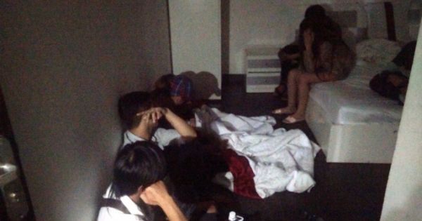 TP HCM: Hàng chục nam thanh nữ tú "phê" ma túy trong khách sạn