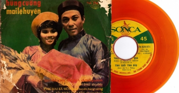 Hai con danh ca Hùng Cường tái hiện “ông vua ba ngôi” và “nữ hoàng nhạc kích động” của Showbiz Việt