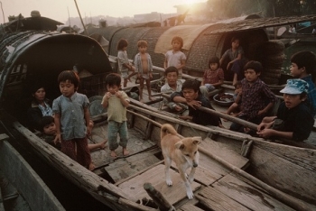 Ngắm Việt Nam đẹp bình dị cuối thập niên 1990