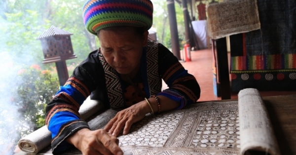 7 nước châu Á, 12 làng nghề tham dự Festival Văn hóa tơ lụa thổ cẩm