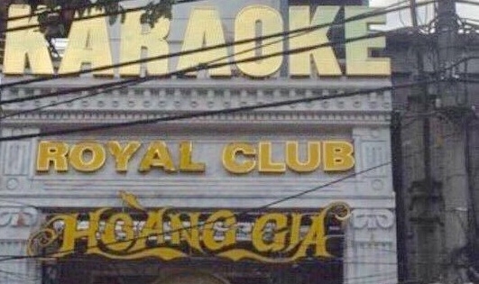 Chém nhau kinh hoàng, quán karaoke Royal Club Hoàng Gia vẫn hoạt động tấp nập