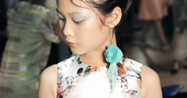 Model mẫu giáo “đốn tim” khán giả trong Đêm diễn thứ hai của Tuần lễ thời trang trẻ em Việt Nam 2017